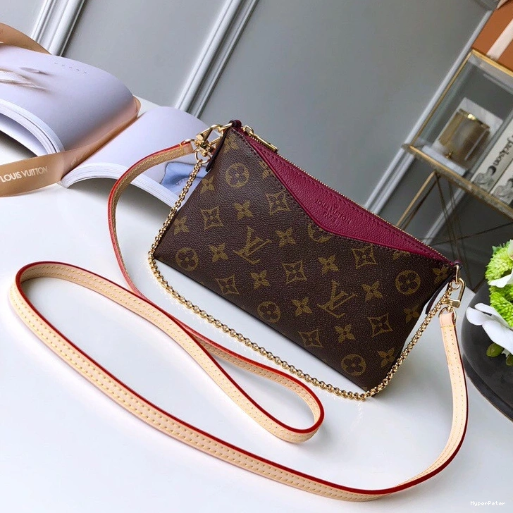 PALLAS Vuitton CHANELUTCH Louis 0710
